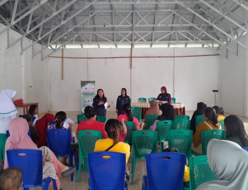 Pengabmas : Pemberdayaan Kader Posyandu dan Ibu dalam Pemantauan Perkembangan Anak Balita melalui Edukasi dan Simulasi di Desa Pinedapa Kecamatan Poso Pesisir